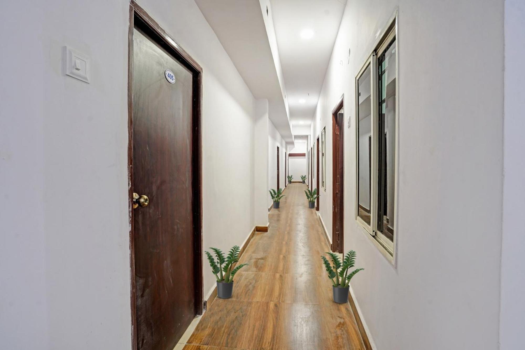 Hotel O Sai Krishna Residency Vijayawāda Екстериор снимка